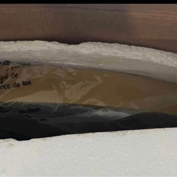 24 inch round gold mirror - Picture 7 of 7